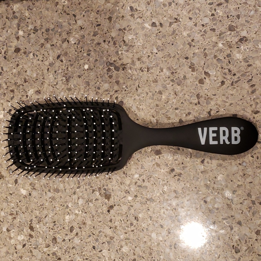 ❌SOLD❌ Verb Blow Dry Brush - Picture 1 of 4